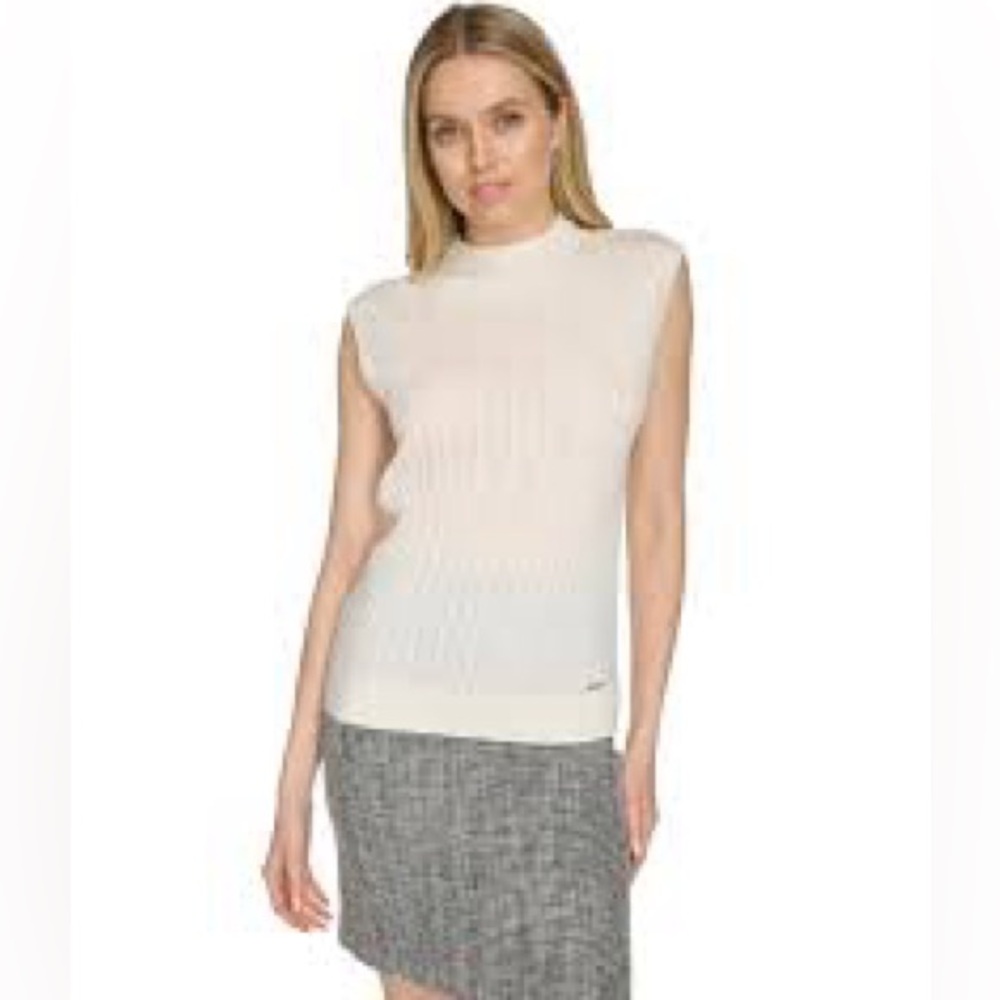 Calvin Klein mock neck short sleeve sweater, cream color. Size M